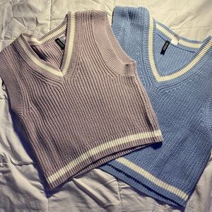 2 cropped sweater vests💜💙PURPLE AND LIGHT BLUE💜💙Size Small and Extra Small